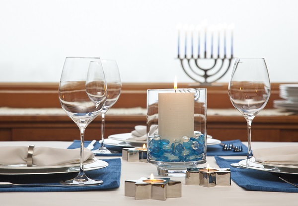 hanukkah table setting